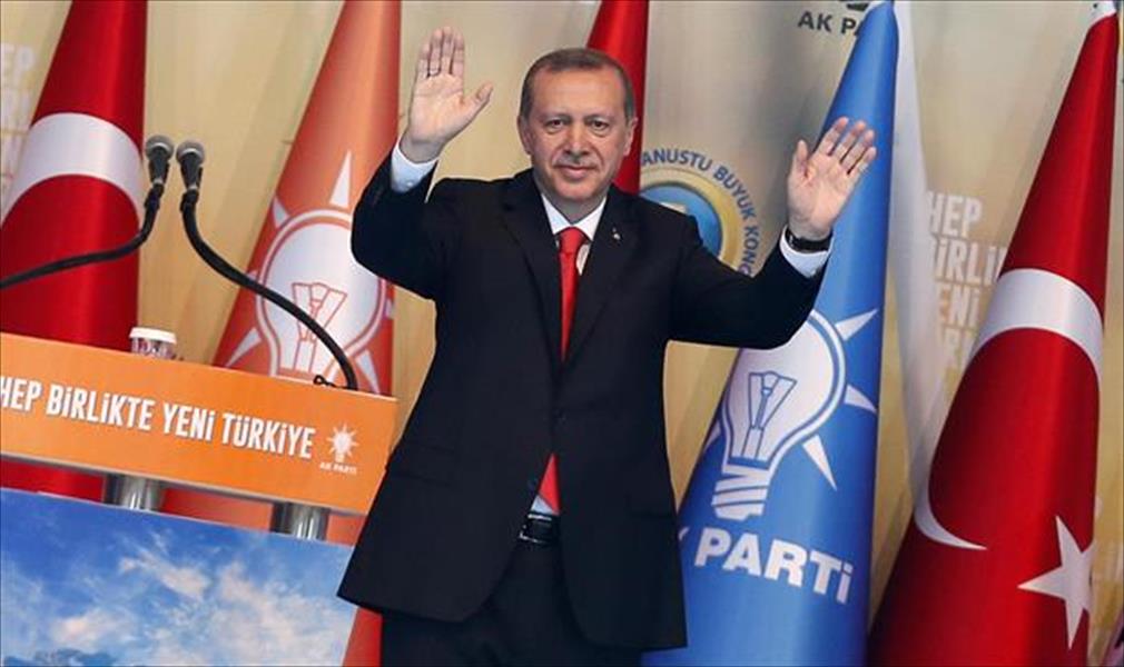 اردوغان يؤدي اليمين رئيسا لتركيا ويعزز قبضته على السلطة (صور)