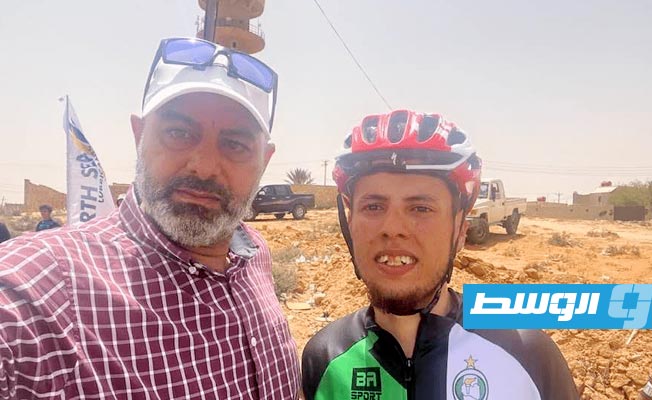 مدينة العزيزية تشهد انطلاق بطولة ليبيا للدراجات بمشاركة 45 دراجا من فئتي الكبار والناشئين. (تصوير الصديق قواس - الوسط)