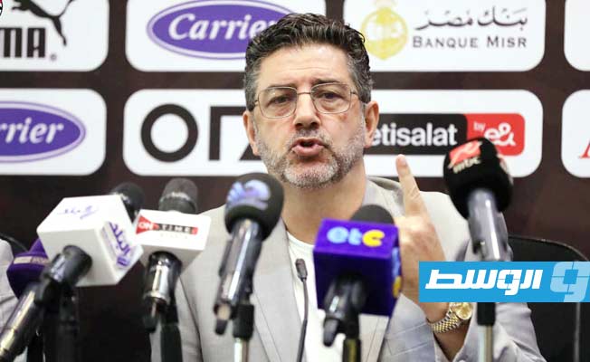مدرب منتخب «الفراعنة» يتحدى الزمالك واتحاد الكرة المصري