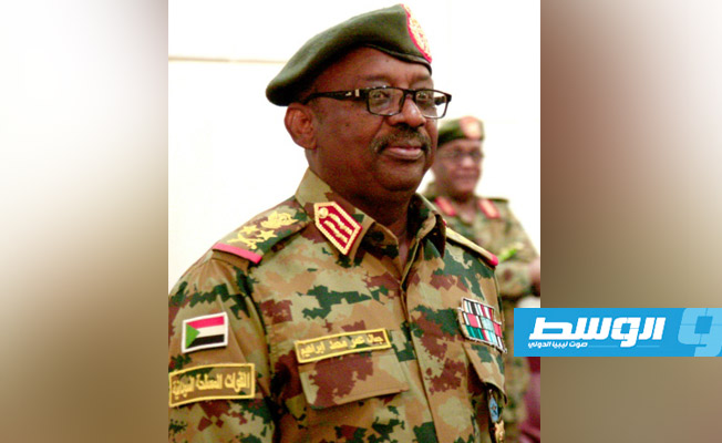 وفاة وزير الدفاع السوداني خلال مشاركته في مفاوضات في جوبا