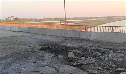 أضرار بجسر يربط بين القرم وخيرسون بعد ضربة أوكرانية