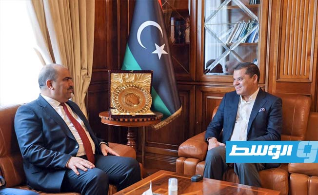 الدبيبة يناقش مع سفير الجزائر الإجراءات التنفيذية لتفعيل منفذ غدامس ـ الدبداب