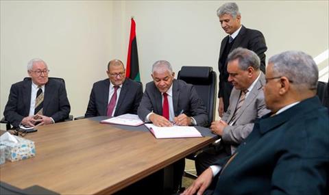 السعيدي يوقع اتفاقية بشأن تنفيذ سكة حديد من بنغازي إلى مرسى مطروح