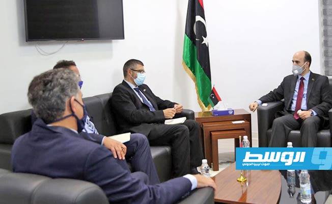 لقاء عماري مع سفير الاتحاد الأوروبي لدى ليبيا. الثلاثاء 13 أكتوبر 2020. (إدارة التواصل والإعلام)