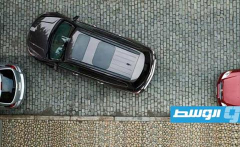 بالفيديو: تقنية جديدة من «هيونداي» لركن سيارتك في الأماكن الضيقة