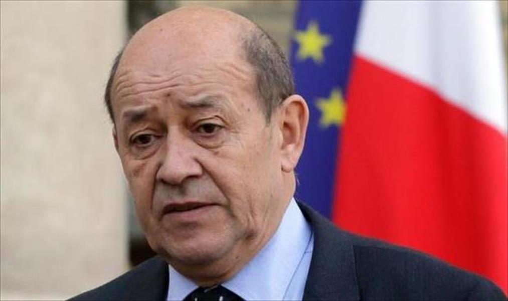 وزير الدفاع الفرنسي يحث الأسرة الدولية على التدخل في ليبيا