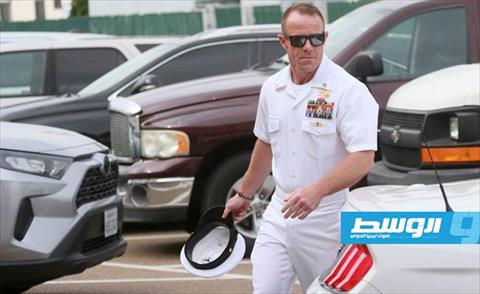 البحرية الأميركية تتحدى ترامب وتواصل إجراءات طرد «جندي داعش»