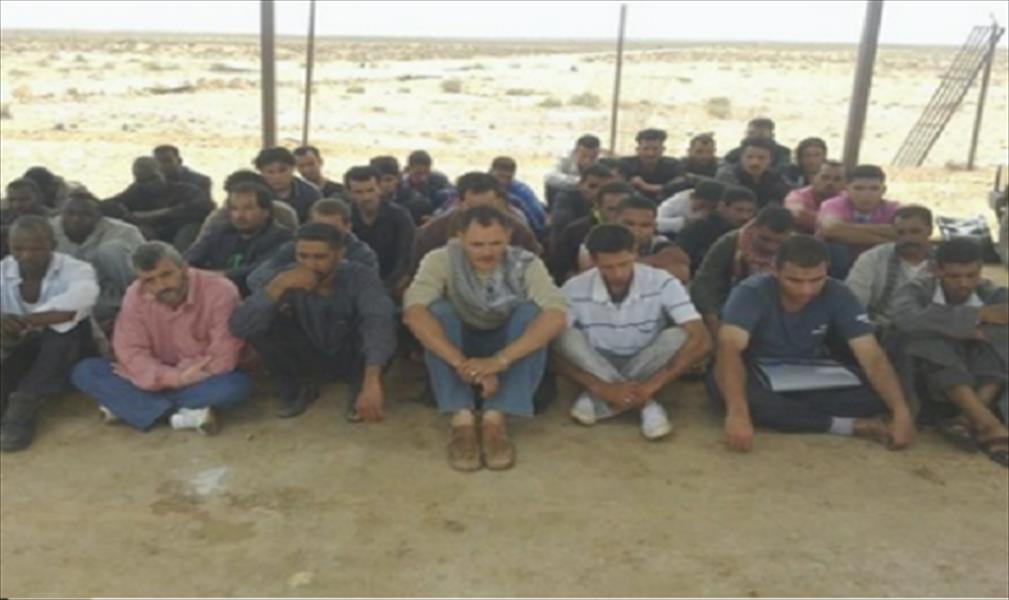 ضبط 29 مهاجرًا مصريًا غير شرعي بسرت