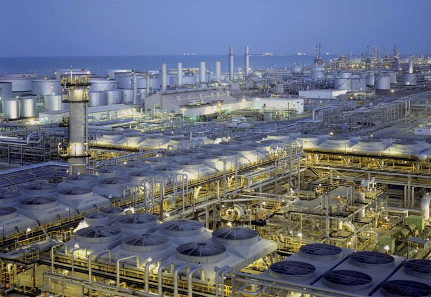 «صناعات قطر» تجمِّد مشروع بتروكيماويات بمليارات الدولارات