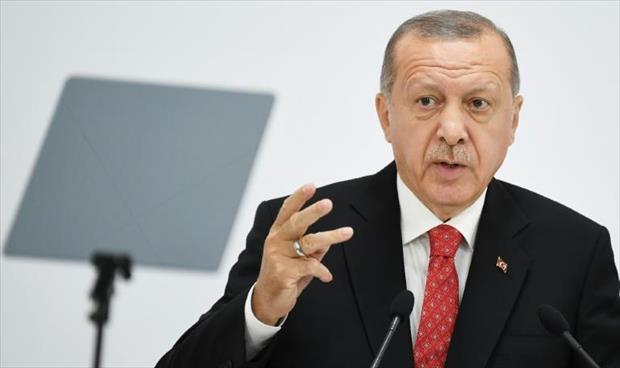 إردوغان يتهم أميركا بـ«سرقة» تركيا