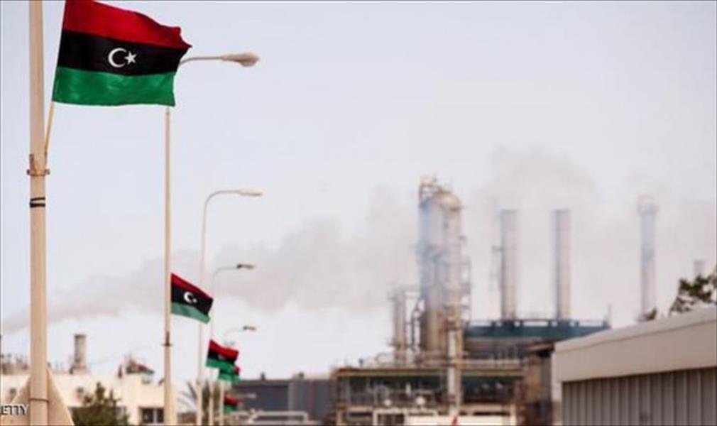 إنتاج ليبيا من النفط دون تغير عند 900 ألف برميل يوميًّا