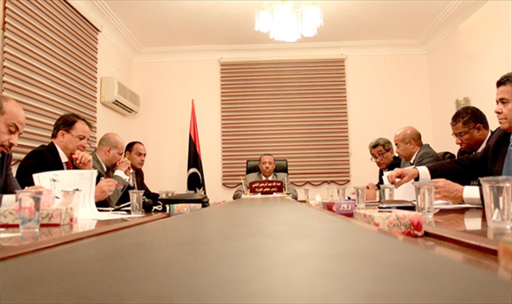 الحكومة تبحث وضع ليبيا المالي في اجتماع استثنائي