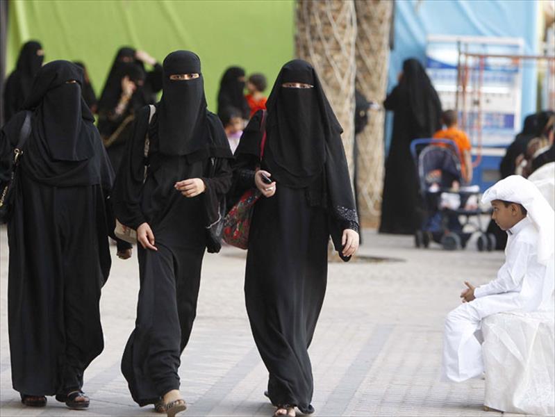 الرياض تمنع السعوديات من العمل في أنشطة المقاولات