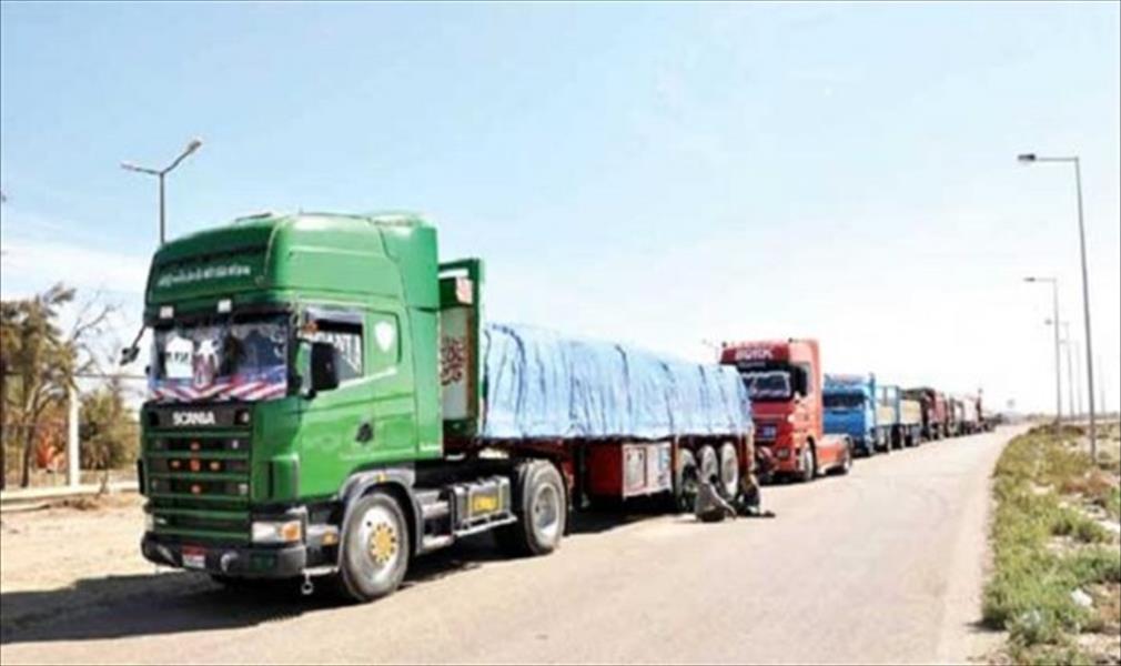 مصادر: إعادة محاكمة الليبيين مقابل تحرير الشاحنات المصرية