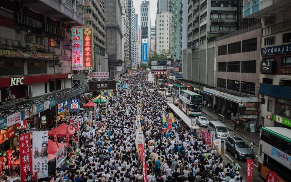 حاكم هونغ كونغ للمتظاهرين: «لن أرحل» 