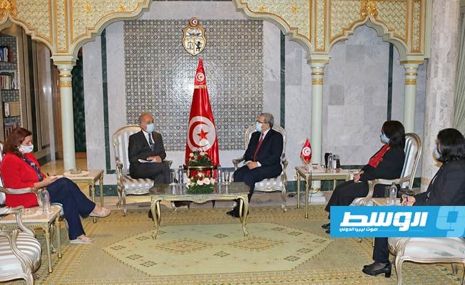 وزير الخارجية التونسي (يمين) خلال لقاء مع سفير البرتغال لدى تونس، 3 نوفمبر 2020. (وزارة الخارجية التونسية)