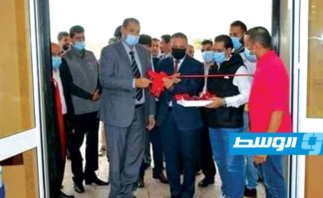 وزير «تعليم الموقتة» يفتتح العيادة الجامعية بجامعة بنغازي