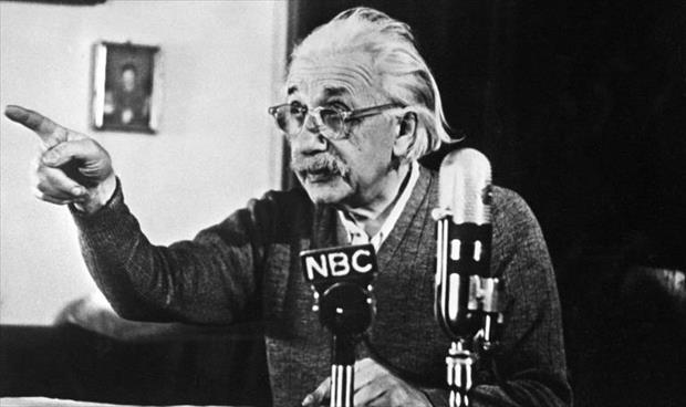 رسالة لآينشتاين يقر فيها أنه «غير مؤمن» تعرض للبيع