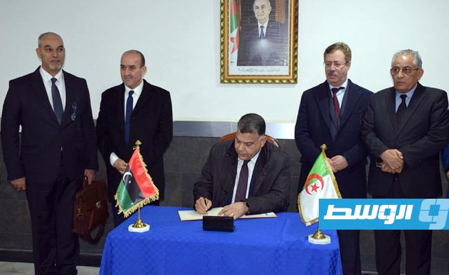 اتفاق بين مازن ونظيره الجزائري على فتح معبر الدبداب وتدريب الشرطة الليبية