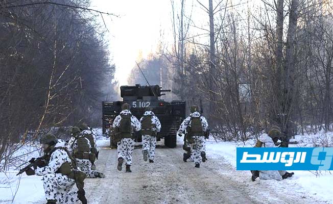 وسط الثلوج والبرد القارس.. قوات «الأطلسي» تتدرب بإستونيا تحسبا لغزو روسي لأوكرانيا