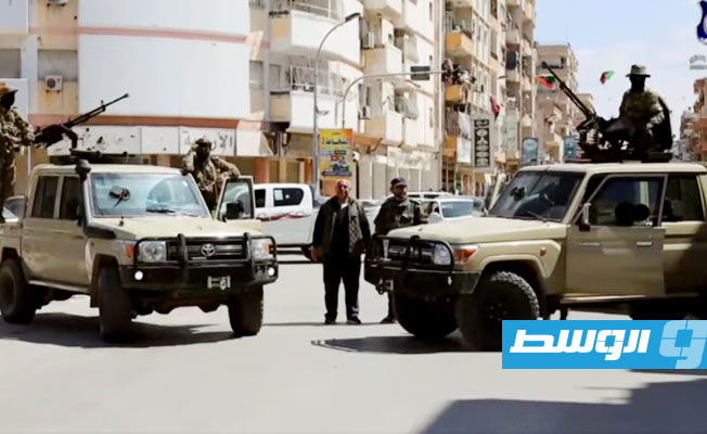 من الحملة ضد محال تعتيم السيارات في بنغازي، 30 مارس 2023. (مديرية أمن بنغازي)