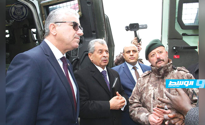 باشاغا يزور أكاديمية تدريب القوات الخاصة التركية ومصنع الطائرات العسكرية بأنقرة