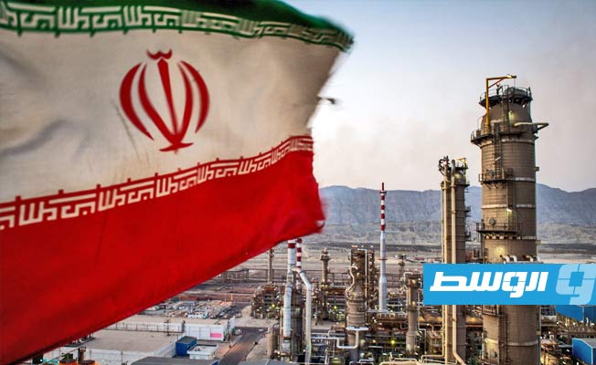 «الخزانة الأميركية» تفرض عقوبات على شبكة تبيع نفطا إيرانيا