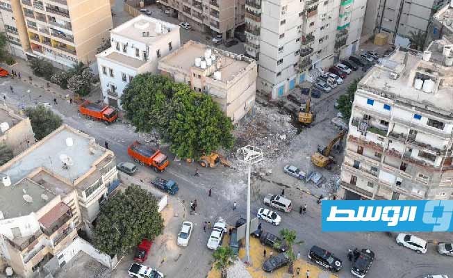 جانب من أعمال إزالة العشوائيات والمخالفات في طرابلس، 20 مايو 2023 (شركة الخدمات العامة)