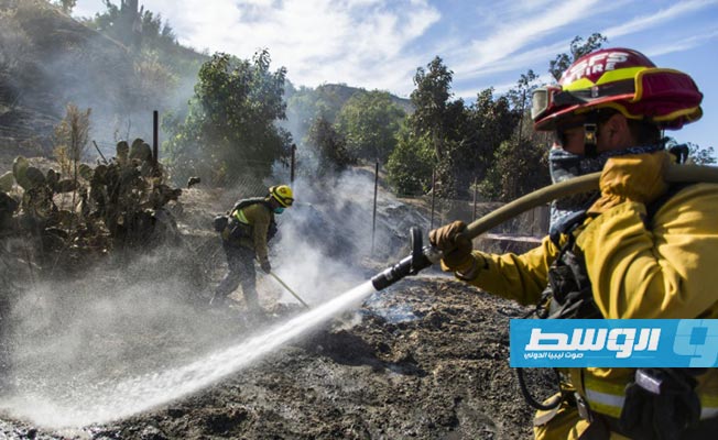 فرق الإنقاذ تحرز تقدما بمواجهة الحرائق الكبيرة في ولاية كاليفورنيا