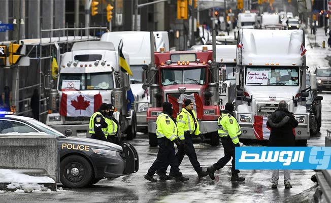 الشرطة الكندية تستعد لإخلاء جسر إمباسادور الحدودي