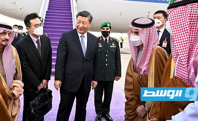 من استقبال الرئيس الصيني في مطار خالد الدولي في الرياض، 7 ديسمبر 2022. (وكالة الأنباء السعودية)