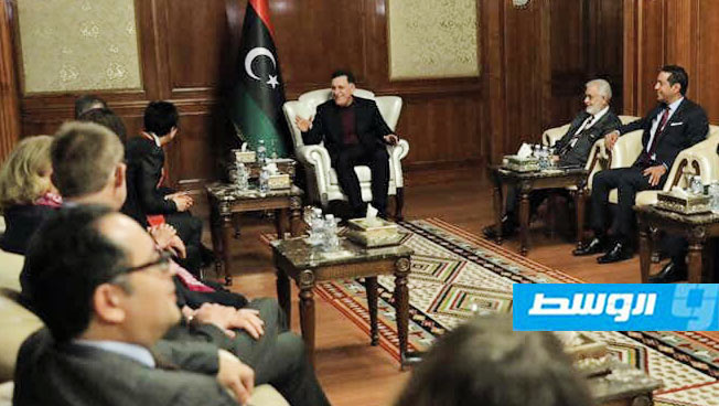 السراج يدعو غوتيريش لزيارة ليبيا ويطلب دعمًا دوليا لمفوضية الانتخابات