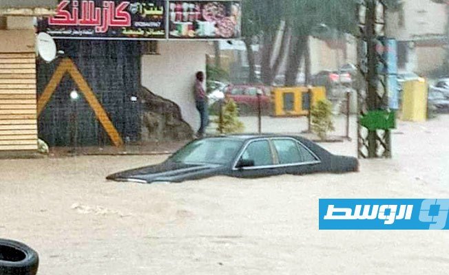 عقوب يطالب برفع حالة التأهب القصوى بجميع المستشفيات لمواجهة الأمطار الغزيرة