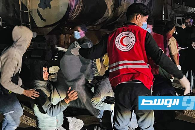 Red Crescent assists in the rescue of 10 boats carrying 404 migrants off the coast of Tobruk
