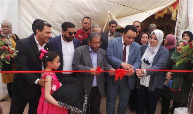 قص شريط إعادة افتتاح مركز بنغازي للخصوبة. (الصفحة الرسمية لبلدية بنغازي)