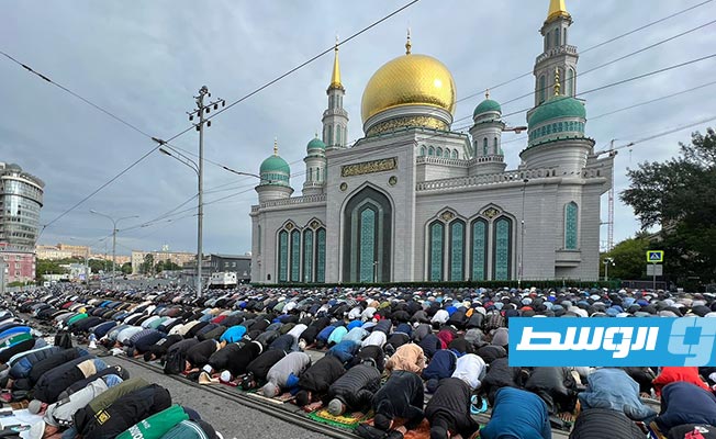 روسيا: 200 ألف مسلم يؤدون صلاة عيد الأضحى في مساجد موسكو