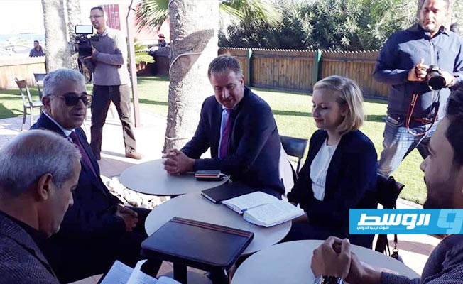 لقاء تومرز مع وزير «داخلية الوفاق» فتحي باشاغا