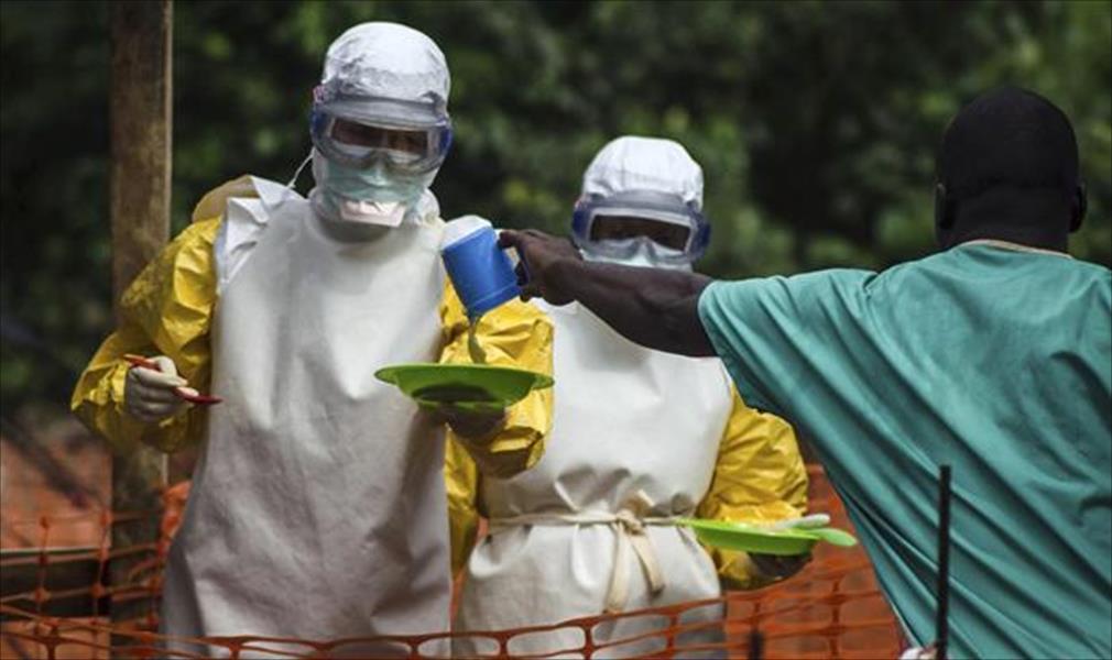 «الصحة»: 4877 حالة وفاة وعشرة آلاف مصاب ضحايا إيبولا