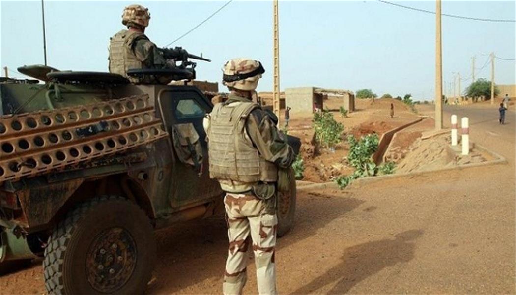 فرنسا تحرّك قواتها باتجاه الحدود الجنوبية لليبيا