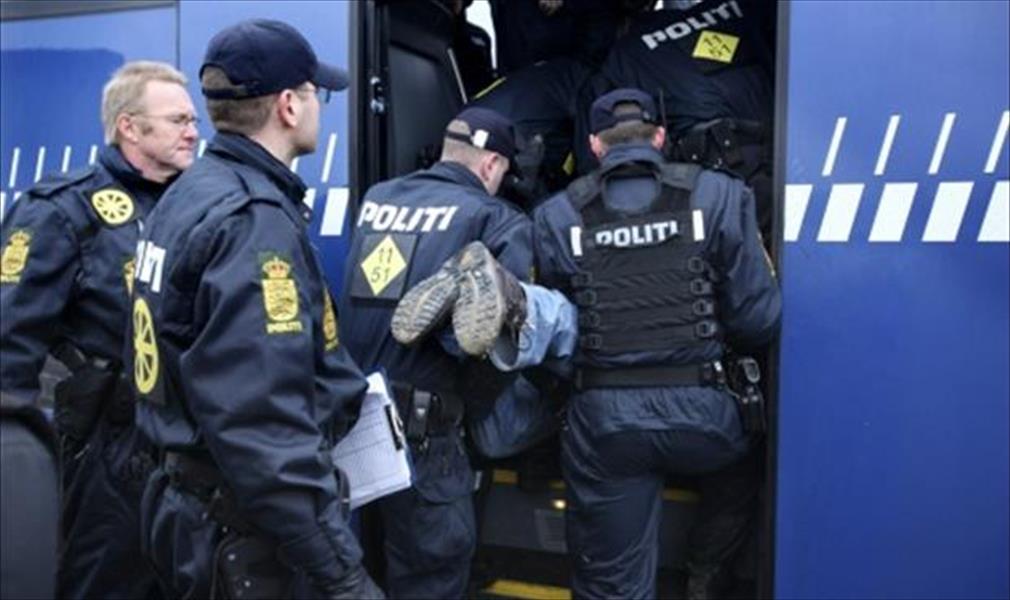 السلطات الدانماركية تحتجز شخصين لحيازتهما متفجرات