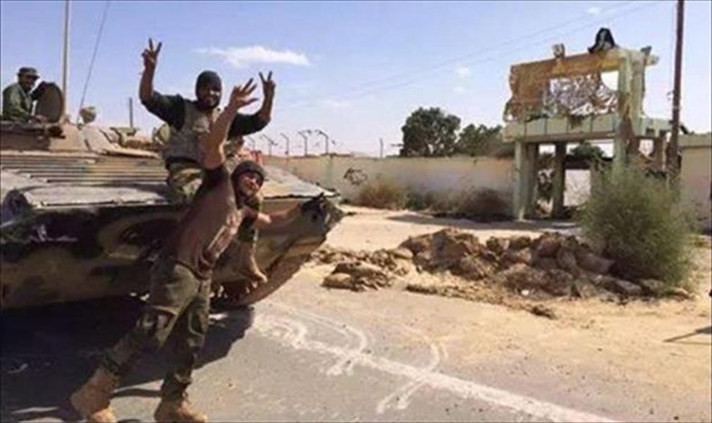 انتشال 3 جُثث من أمام مُعسكر «17 فبراير» في بنغازي