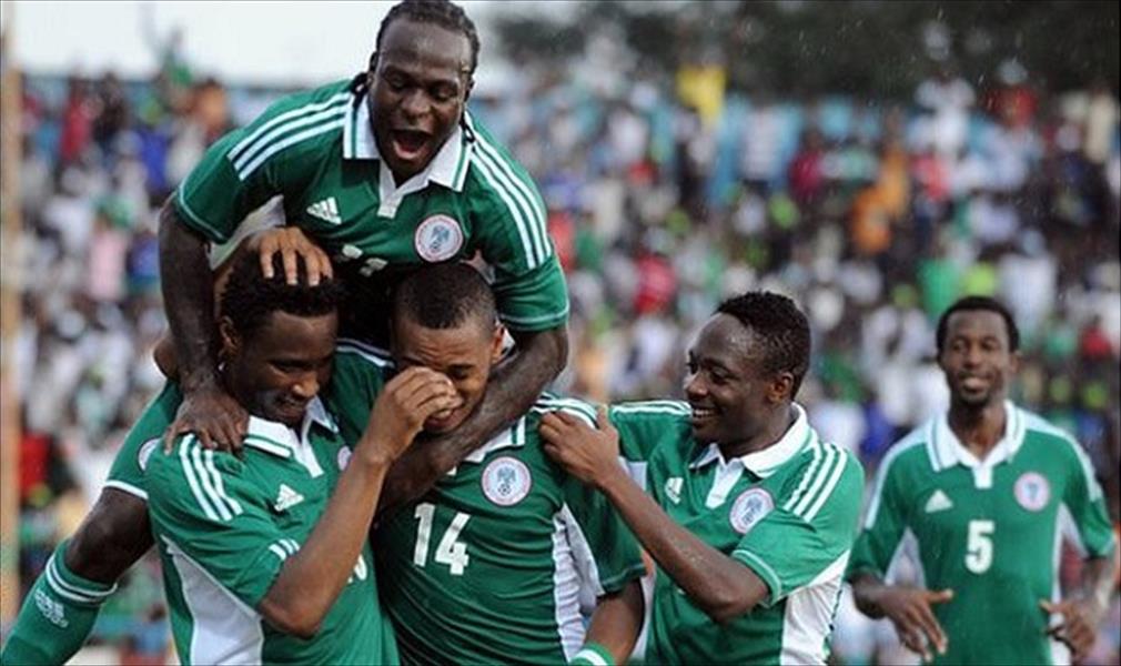 «فيفا» قد يوقف نيجيريا مجددًا