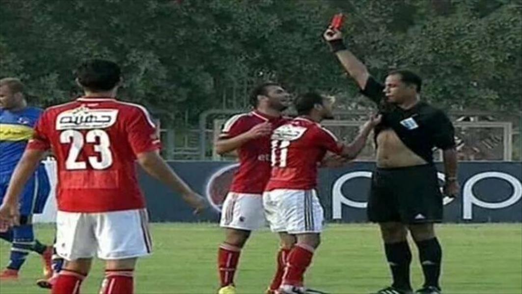 إيقاف نجم «الأهلي» المصري أربع مباريات