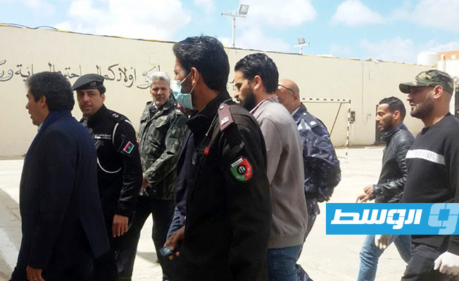 إطلاق بعض النزلاء من سجن الكويفية بعد زيارة المحامي العام بنغازي