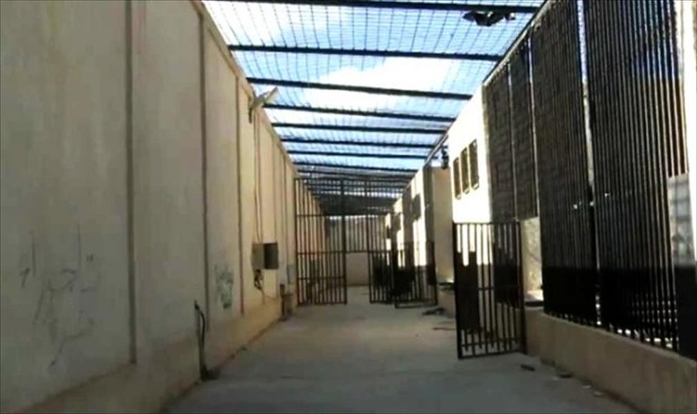 «الوطنية لحقوق الإنسان» ترصد انتهاكات بحق السجناء في مصراته