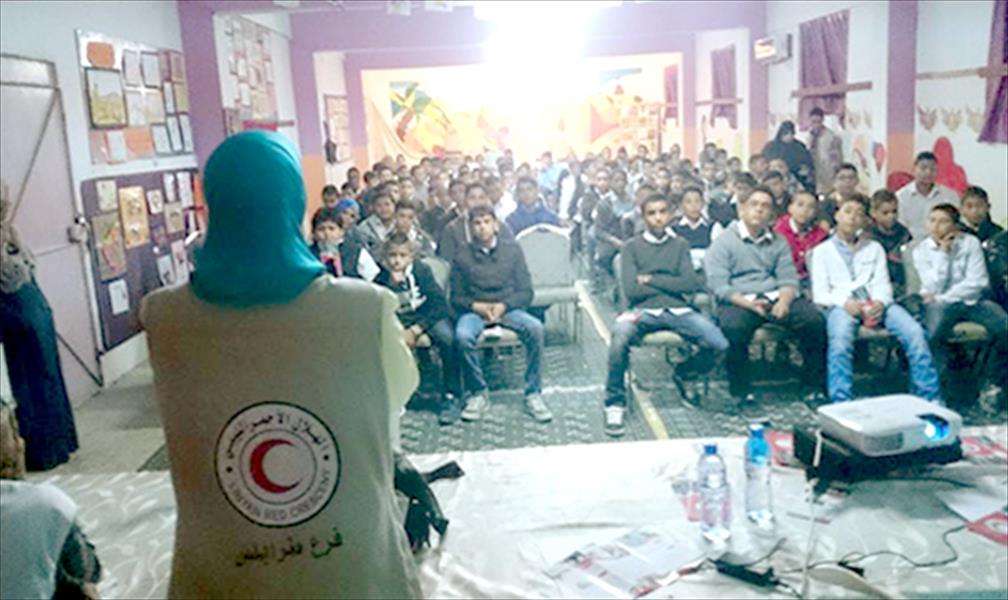 محاضرات توعوية من «الهلال الأحمر» لطلاب طرابلس