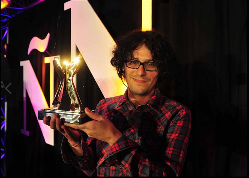 الكولومبي دانييل فريرا يفوز بجائزة كلارين للرواية