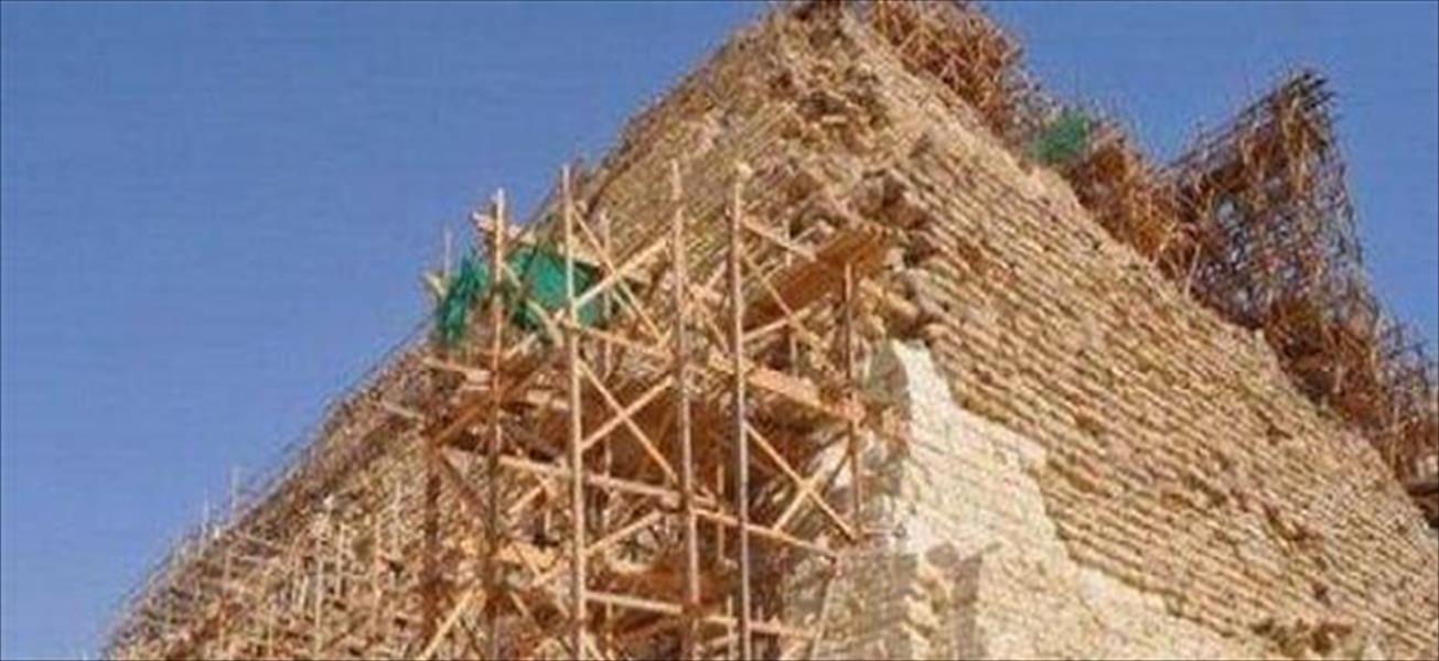 وزير الآثار المصري: سقوط هرم سقارة «شائعة»
