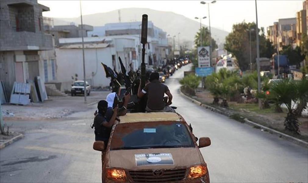 صور: مبايعة زعيم "داعش" في طرابلس واستعراض عسكري في برقة