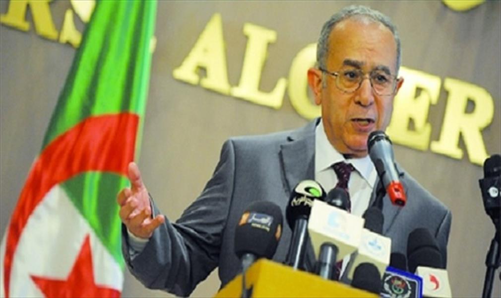 الجزائر: الأزمة الليبية معقدة